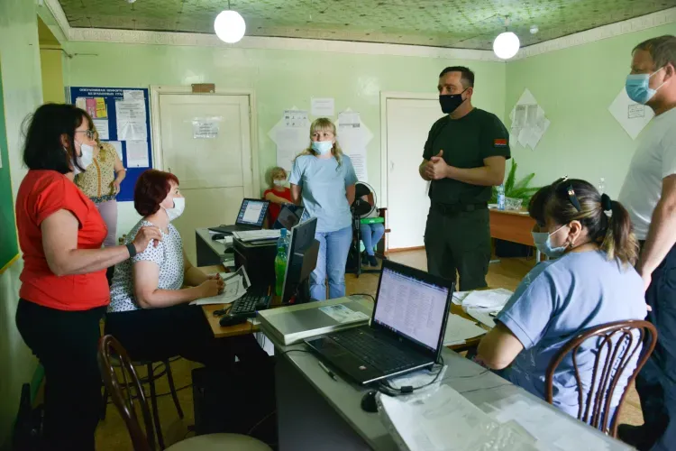 В пострадавшем от паводка селе Черняево готовят к сушке дома