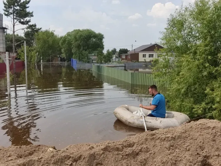 Захлебнулись по самые крыши: как паводок захватил Благовещенский район