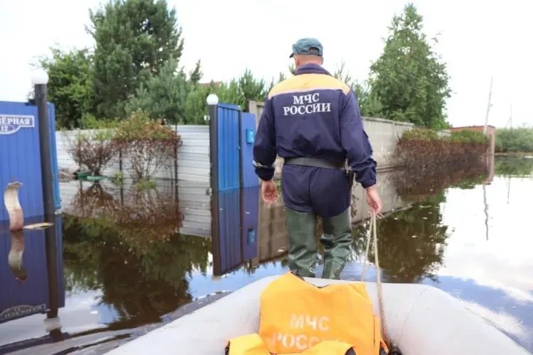 Вода после паводка остается в 51 доме и на 272 участках амурчан