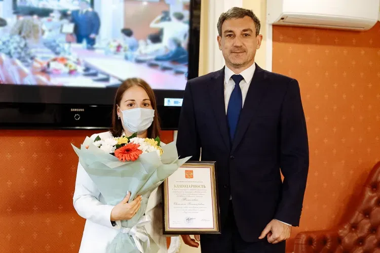 Государственные награды и благодарности Президента вручили отличившимся амурчанам