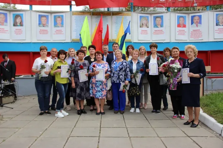 Имена 24 тындинцев внесли на городскую Доску почета