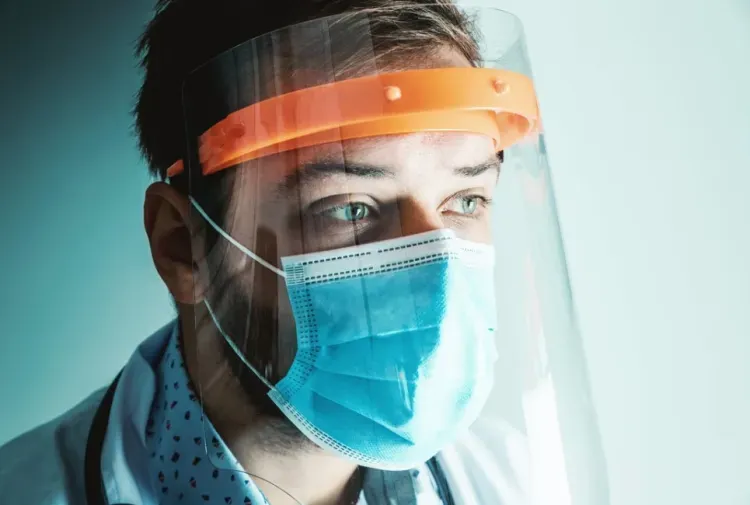 "Четвертую волну" коронавируса спрогнозировали такой же сильной, как и летнюю