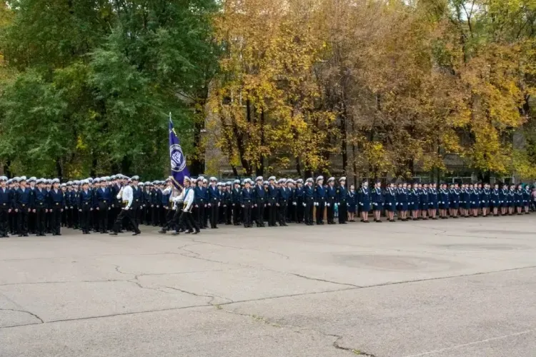 В курсанты Морского госуниверситета посвятили 160 будущих моряков из Приамурья