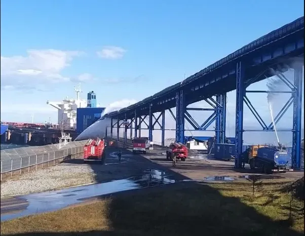 Пожар произошел на угольном заводе под Хабаровском