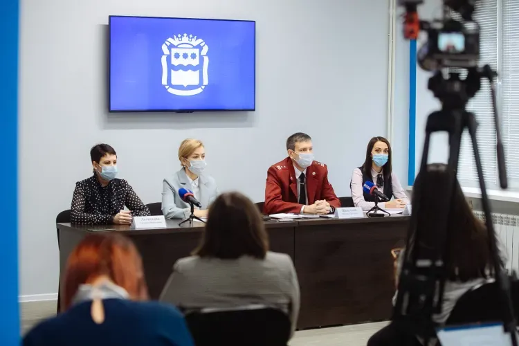 В Благовещенске QR-коды при входе в заведения нужно предъявить с паспортом