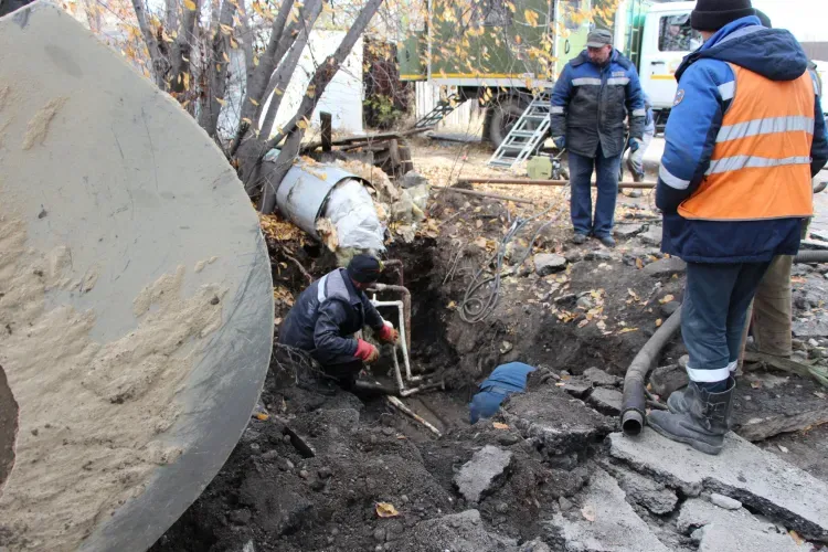 Подвал дома в Благовещенске залило кипятком