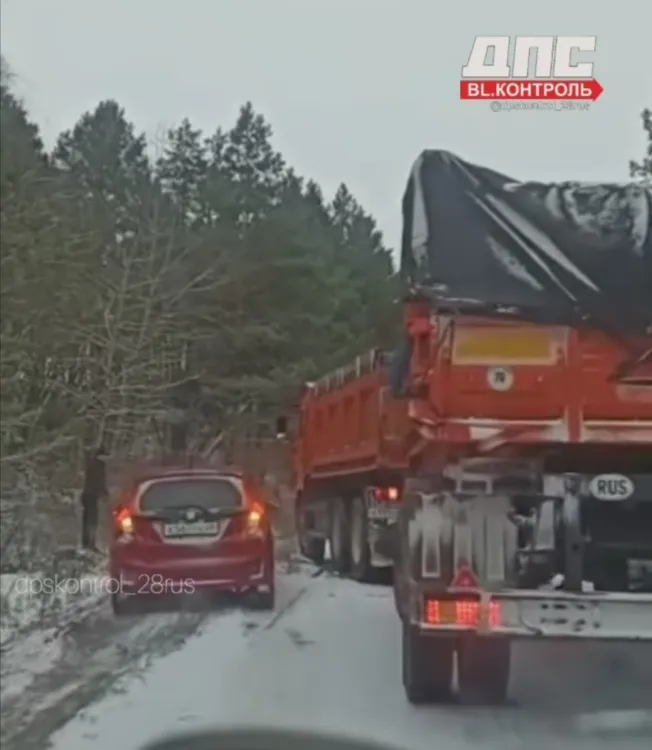 Многочисленные ДТП принес снегопад в Амурскую область 
