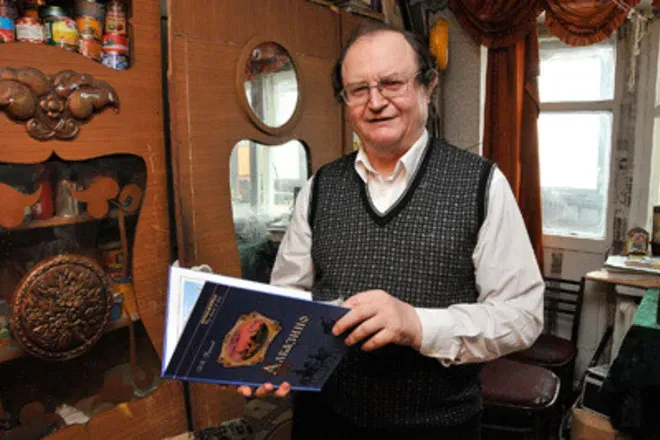 Ушел из жизни автор знаменитых скульптур Приамурья Валерий Разгоняев