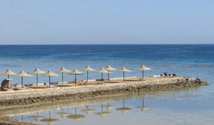 Массовое отравление российских туристов произошло в Египте