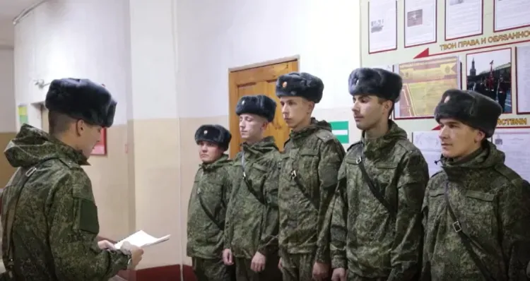 К приему команд молодых призывников готовы соединения и воинские части ВВО