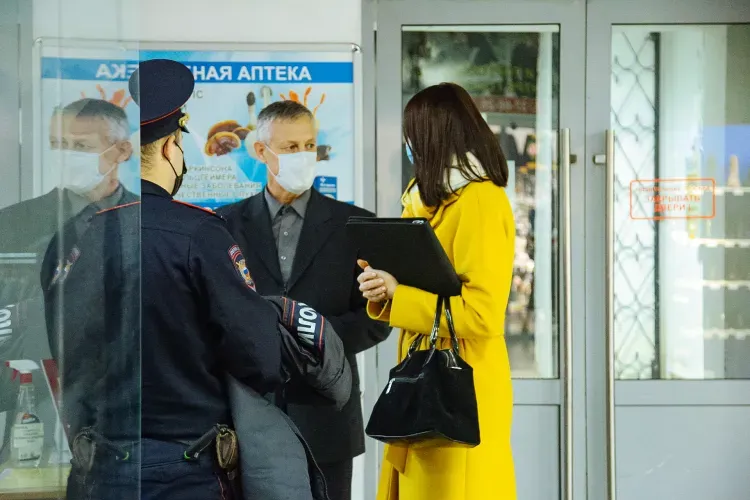 Первого нарушителя системы QR-кодов в торговых центрах выявили в Благовещенске