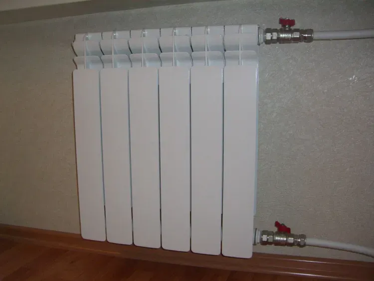 В отопительном сезоне сбоев нет, заявил Василий Орлов