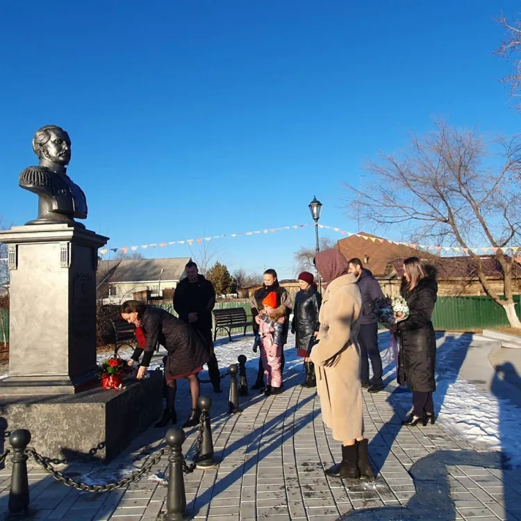 Прыжки с парашютом совершили в Приамурье в честь годовщины подписания Пекинского договора
