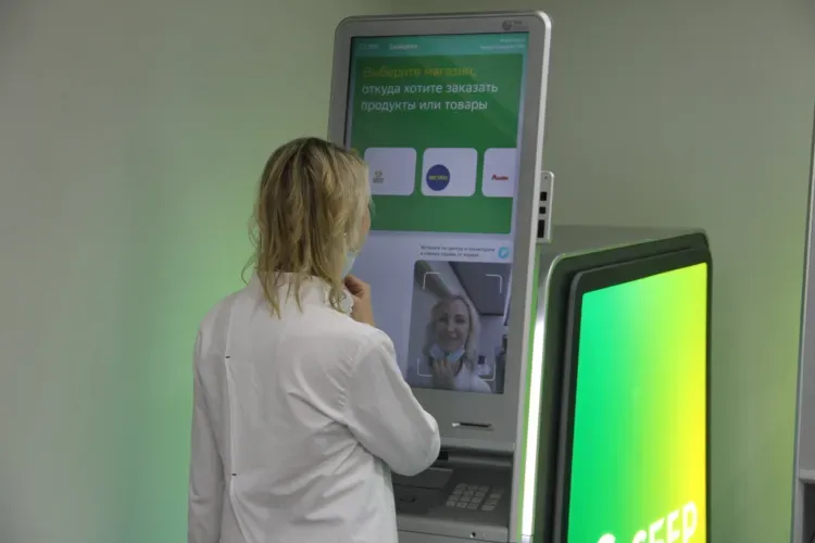 Первые офисы Сбера нового формата открылись в Амурской области