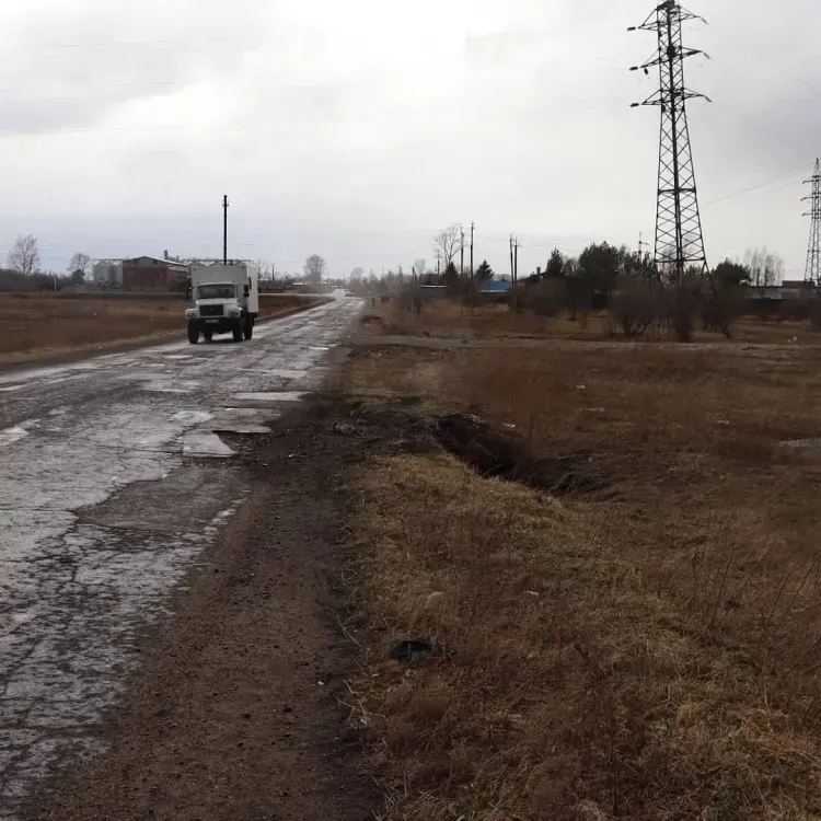 Участок между федеральной и региональной трассами отремонтировали в амурском селе