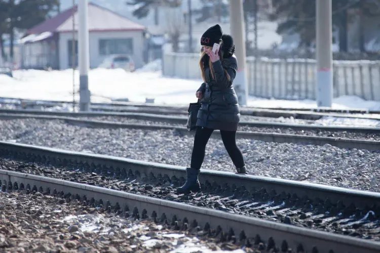 Количество случаев травмирования граждан на объектах ЗабЖД уменьшилось на 15%