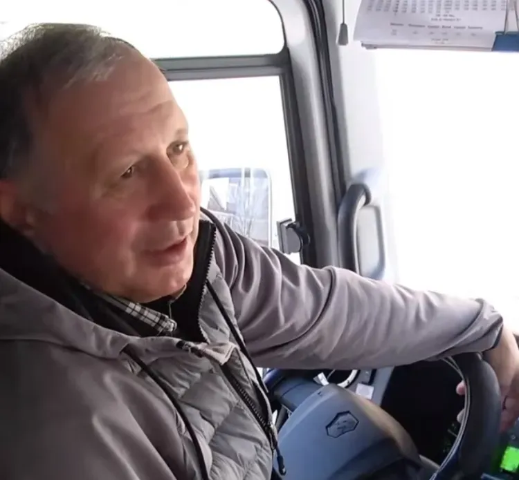 Водитель из Америки устроился на работу в автоколонну Благовещенска