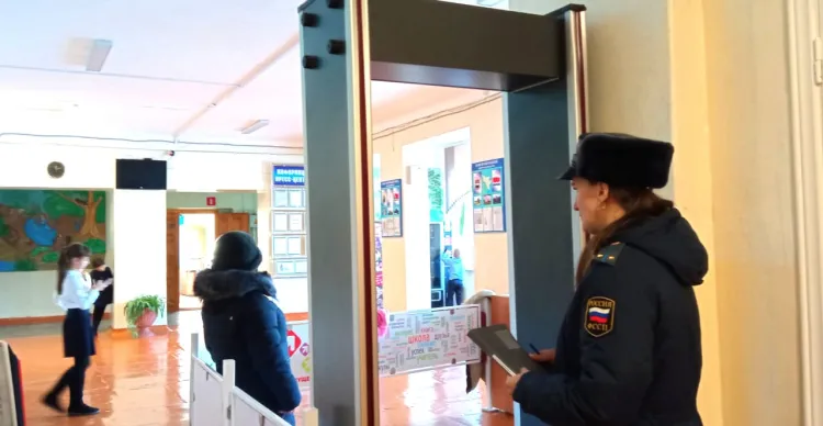 Антитеррористическая защищенность обеспечена в сельских школах Приамурья