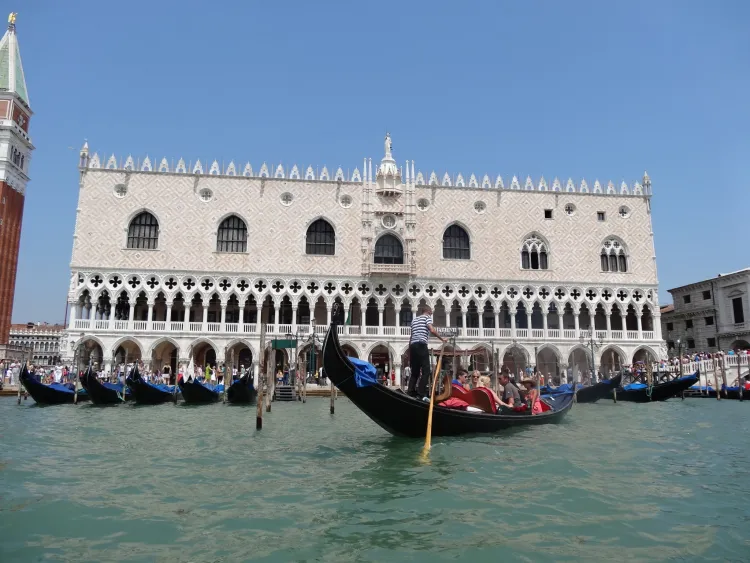 Италию смогут посещать россияне с 1 марта