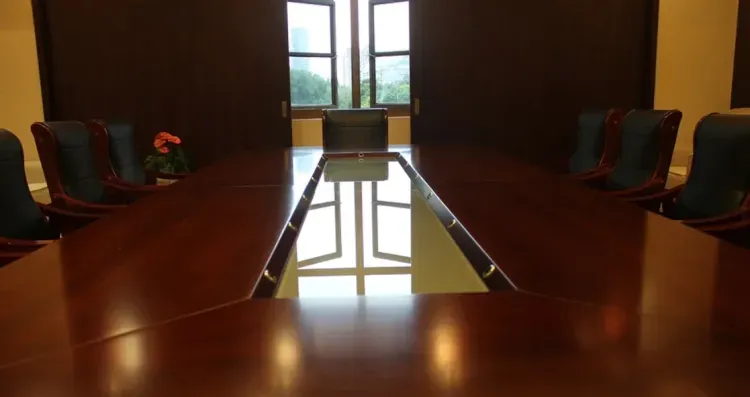 Россия и Украина договорились о возможном временном прекращении огня и гумкоридорах