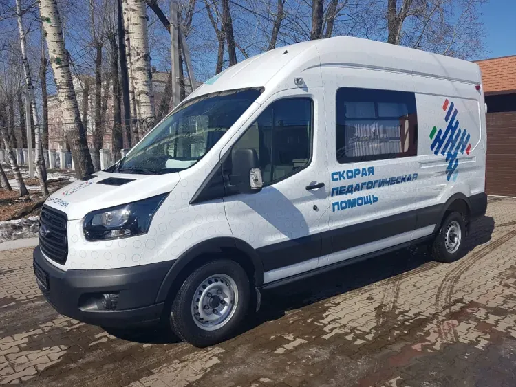 Скорая помощь отправится к педагогам и ученикам в Амурской области