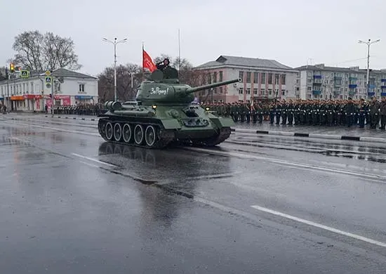 Легендарный Т-34 и "Катюша" проедут 9 Мая по улицам Белогорска 