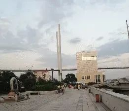 Детей Донбасса пригласил на летний отдых в Приморье Олег Кожемяко