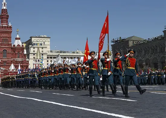 Парад Победы в Москве пройдет с участием курсантов ДВОКУ