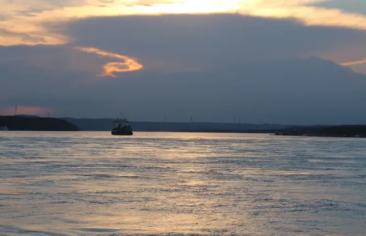 Поволжские регионы России отмечают день великой реки Волги 20 мая