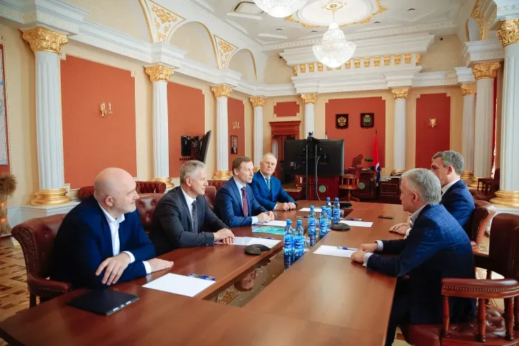 Губернатор Орлов встретился с новыми руководителями энергокомпаний