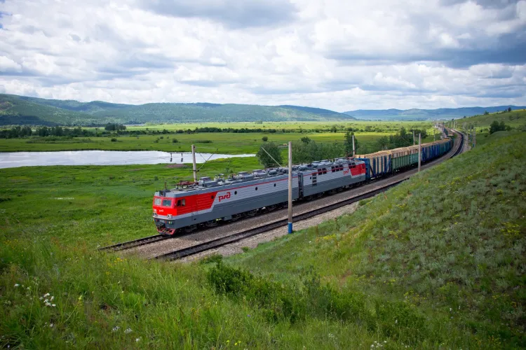 Погрузка на железной дороге в Амурской области в январе-мае увеличилась на 31,2%