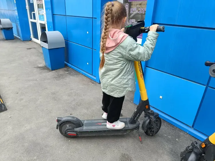 Детям до 18 лет хотят запретить управлять электросамокатами