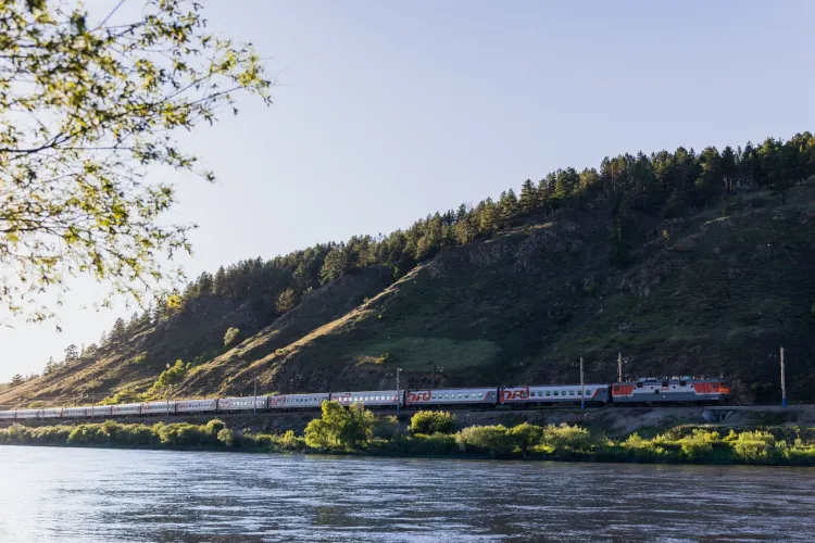 Восстановлено движение поездов по одному пути перегона Сгибеево – Большая Омутная ЗабЖД