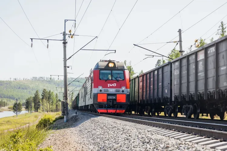 Очередная партия локомотивов нового поколения поступила на ЗабЖД 