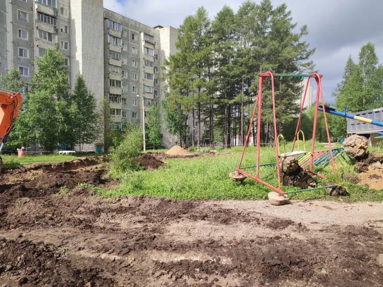 Третий двор в Тынде начали благоустраивать по крупному проекту