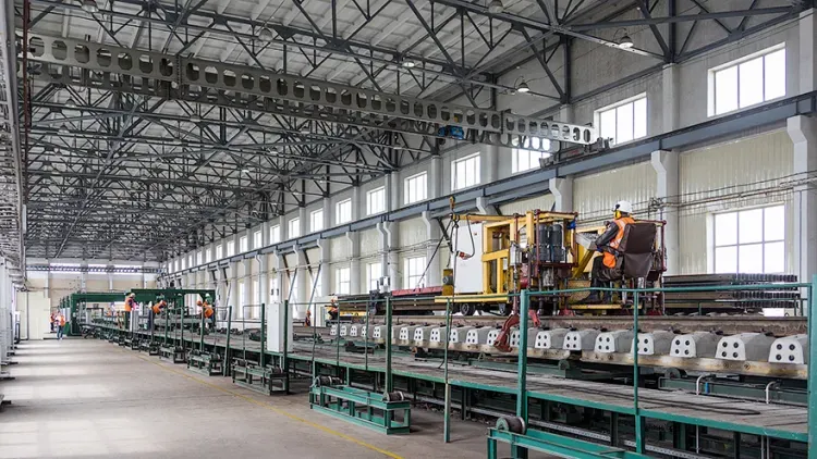 Журналисты ознакомились с ходом путеремонтных работ на ЗабЖД 