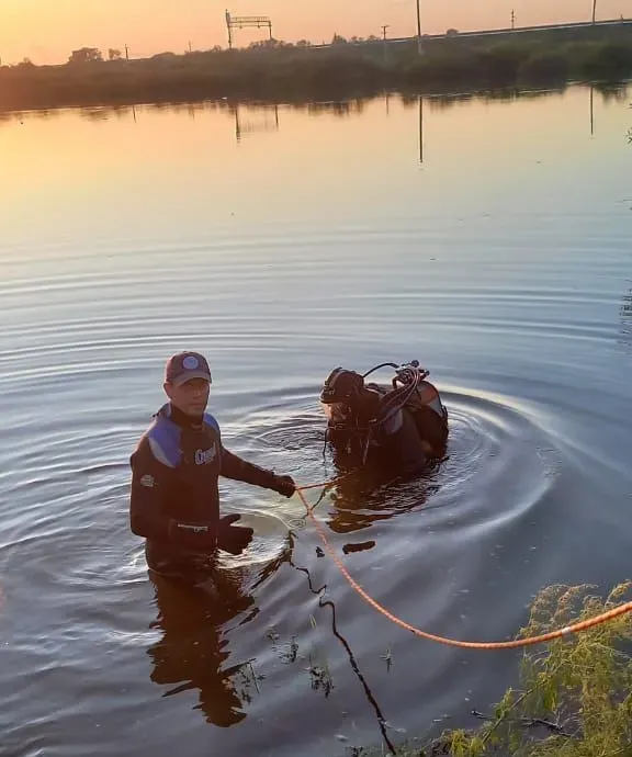 Мужчина ушел под воду при попытке переплыть озеро в пригороде Благовещенска
