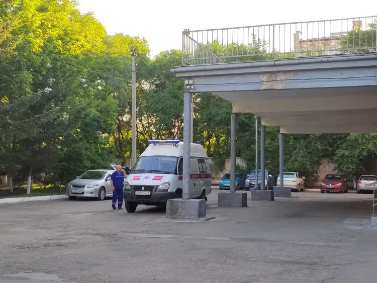 Переломом ноги закончились прятки в игровом лабиринте для амурчанина