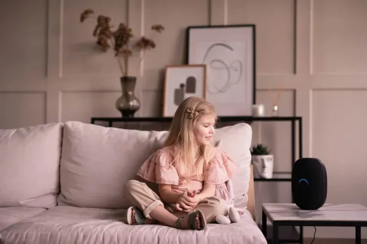 В «Ростелекоме» рассказали, как умная колонка может помочь амурским школьникам