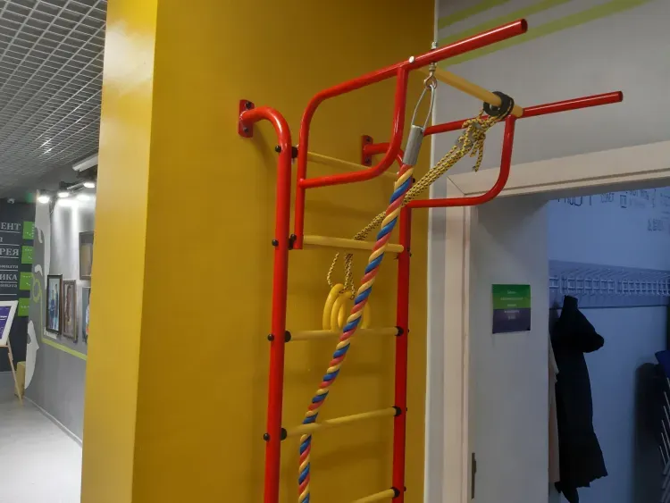 Учебный год в обновленной школе встречают ученики Архаринского района