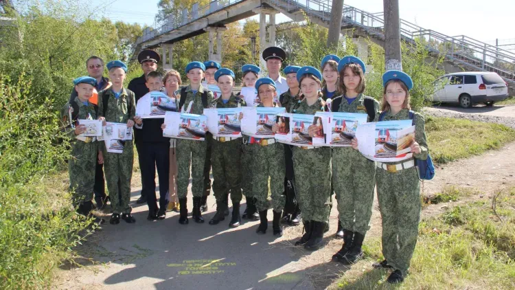 Предупреждающие граффити появились на пешеходных дорожках у станции Серышево ЗабЖД