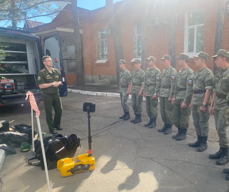 Курсанты ДВОКУ узнали о расследовании уголовных дел в ходе спецоперации