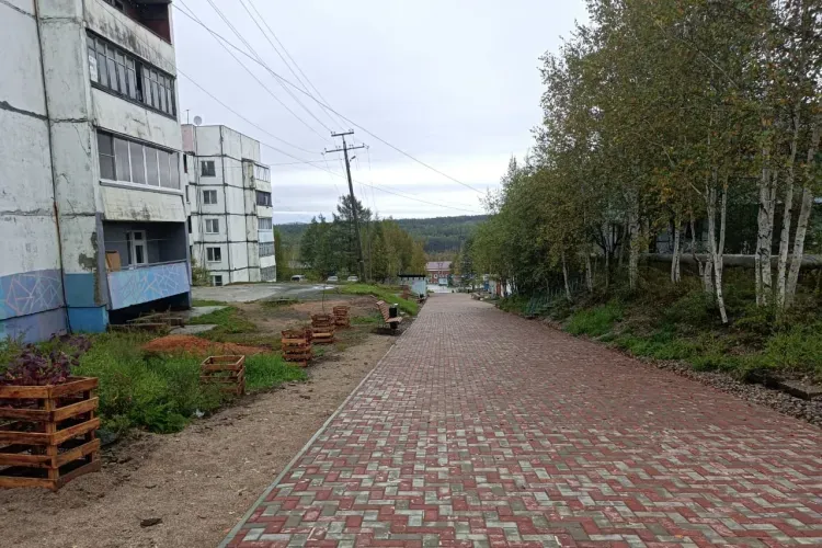 Аллею за два года благоустроили по инициативе жителей Тындинского округа