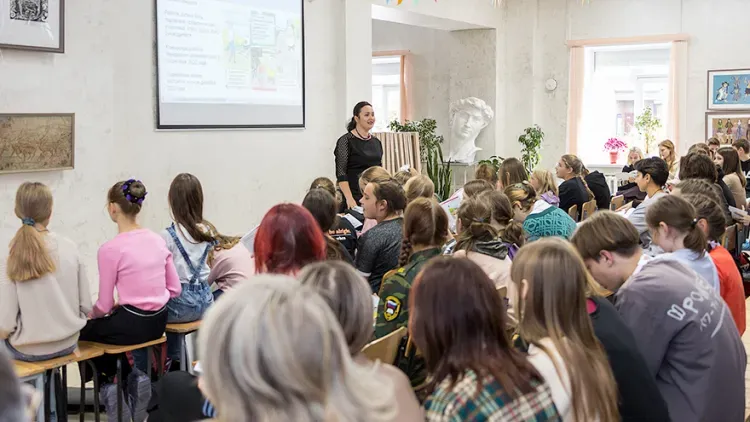 ЗабЖД объявила о начале конкурса комиксов «Безопасная железная дорога»