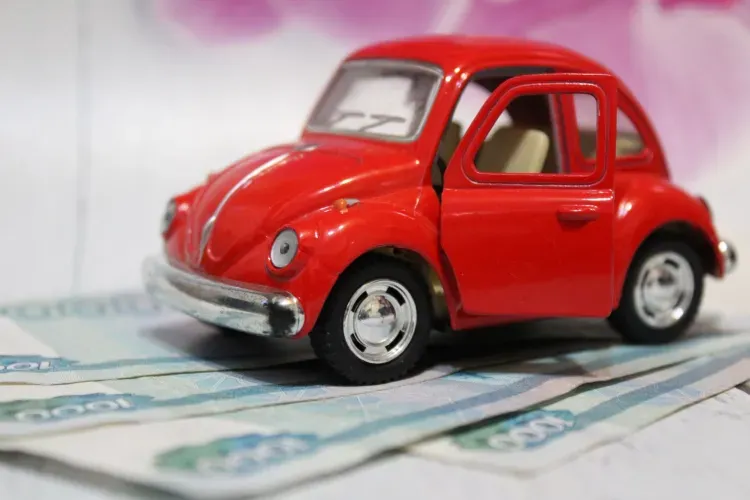 Фальшивые полисы ОСАГО продают россиянам мошенники