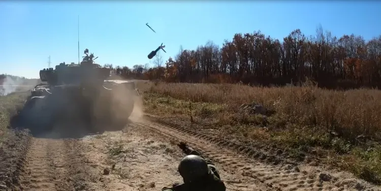 Бронетехнику условного противника атаковали мобилизованные в Приамурье