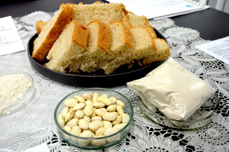 Полезный хлеб с высоким содержанием белка представили студенты из Приамурья