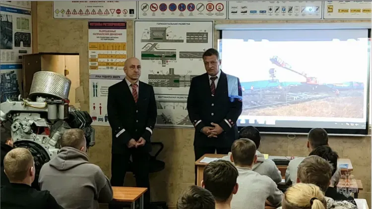 Реабилитацию проходят машинисты, попавшие в ДТП в Амурской области больше года назад