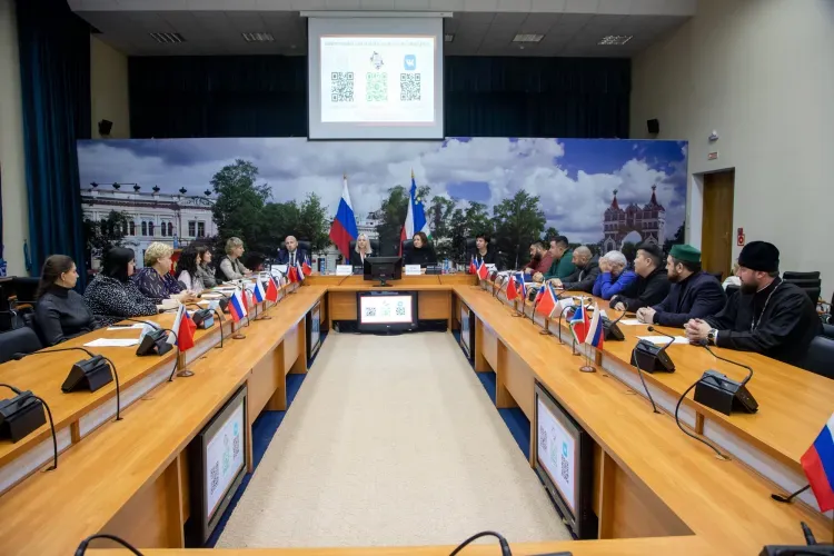 Русскому языку планируют обучать молодежь из ближнего зарубежья, приехавшую в Благовещенск