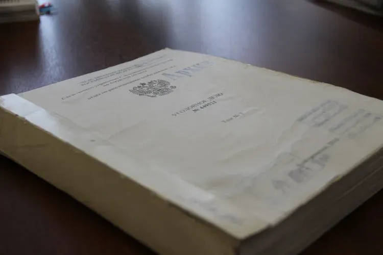 Мужчина по ночам отправлял падчерицу в подпол дома в Ивановском округе